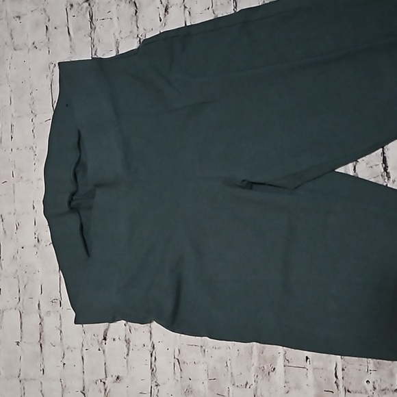 Torrid green leggings size 1 - Picture 2 of 4